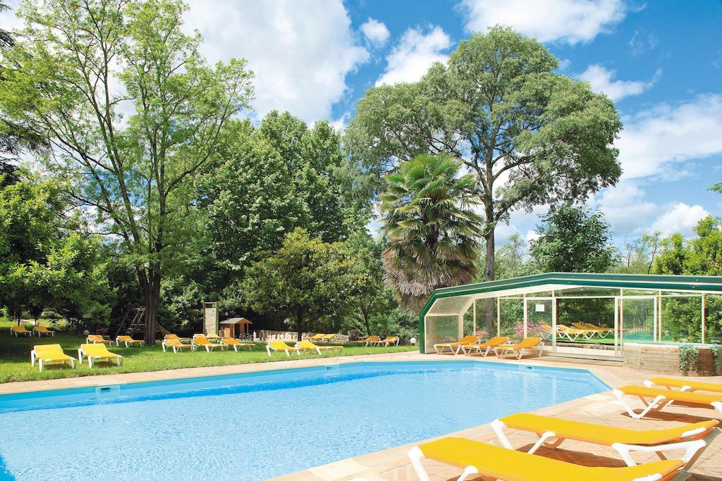 Logis Hotel Restaurant Les Cedres Joyeuse Exterior foto